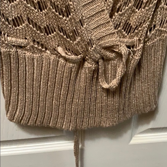 Crochet Top - Picture 2 of 3